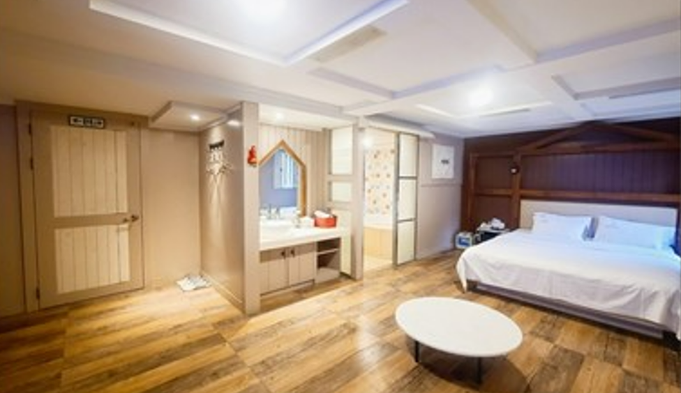 URBAN HOTEL & PLAY 리모델링 전